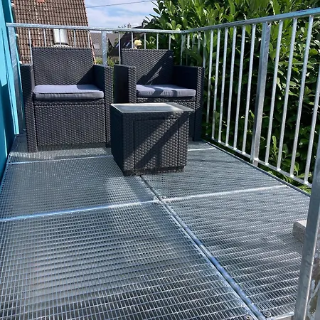 Rodo Balcony - 2 Mit 1 Schlafzimmer & Balkon アパート