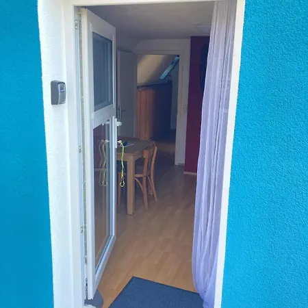 アパート Rodo Balcony - 2 Mit 1 Schlafzimmer & Balkon キルヒハイム・ウンター・テック